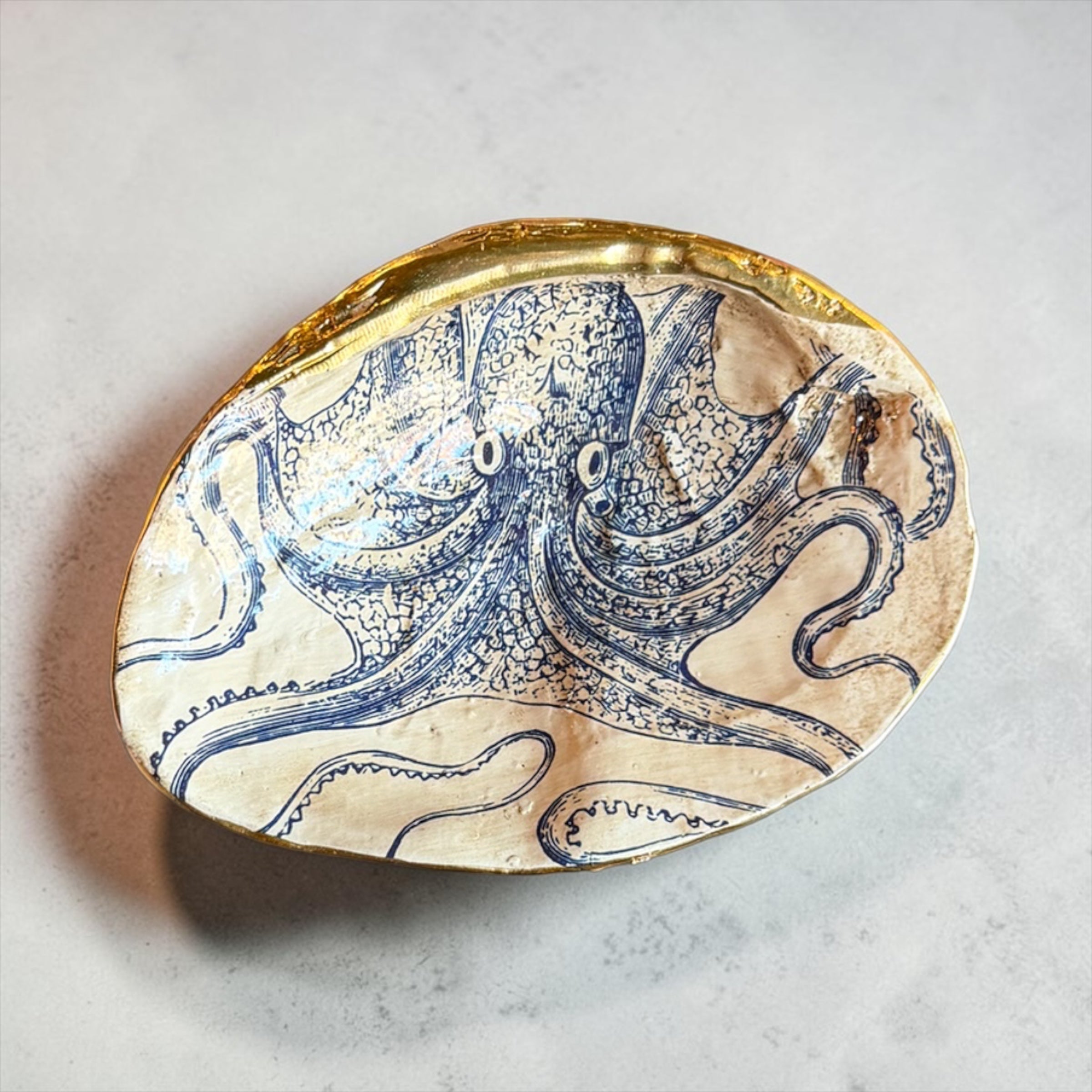 Blue &amp; White Sea Life Shell Trinket Dish