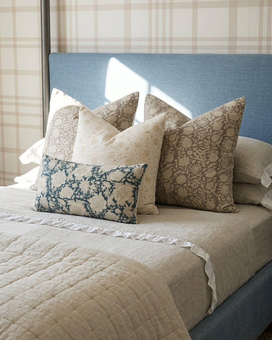 Grace Linen Pillow Cover