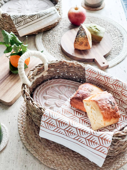 Bread Warmer &amp; Basket Gift Set with Tea Towel - Flower