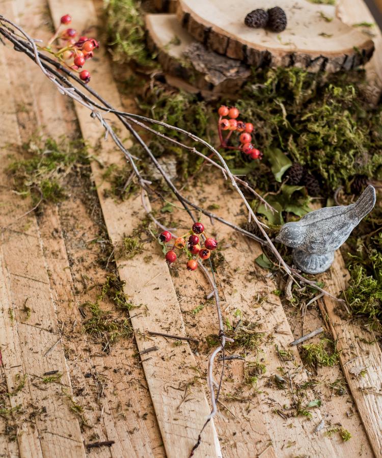Artificial Vine Orange Berry - 39"