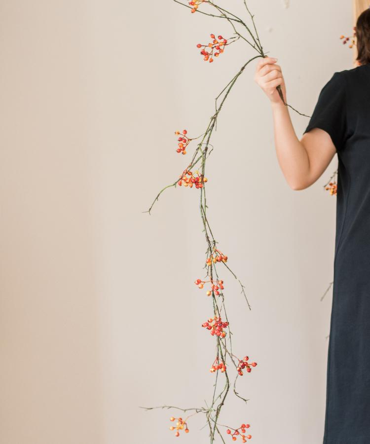 Artificial Vine Orange Berry - 39"