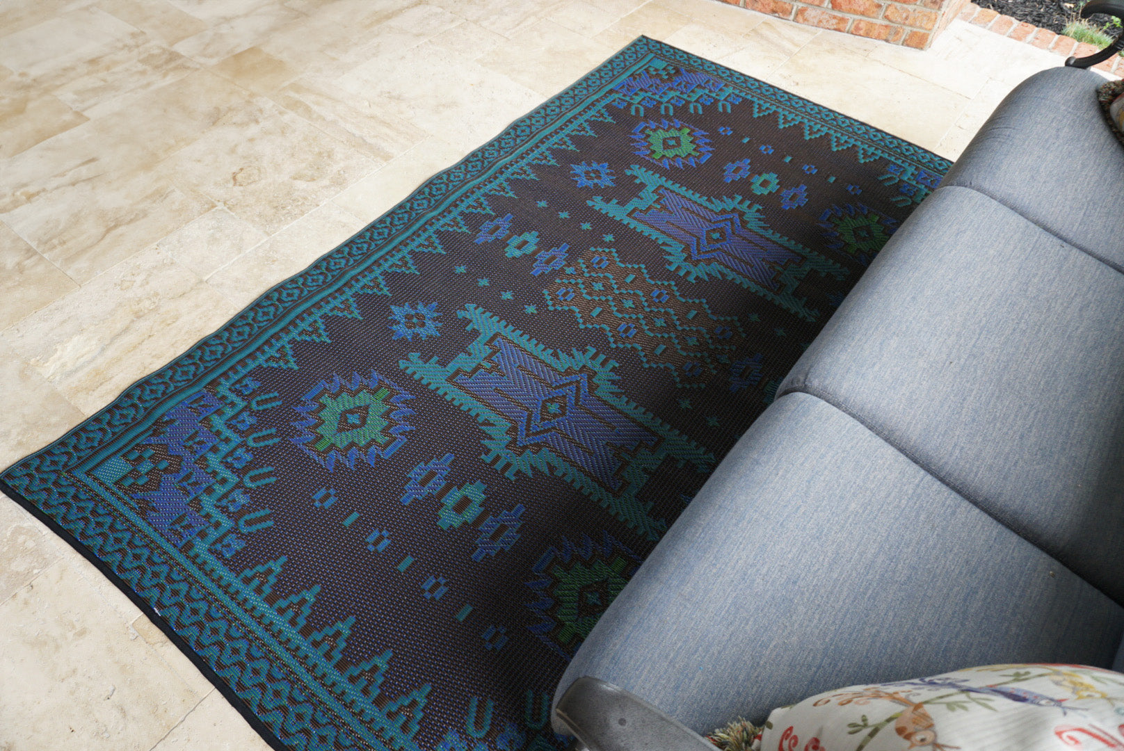 Apache Black &amp; Aqua Reversible Outdoor Mat