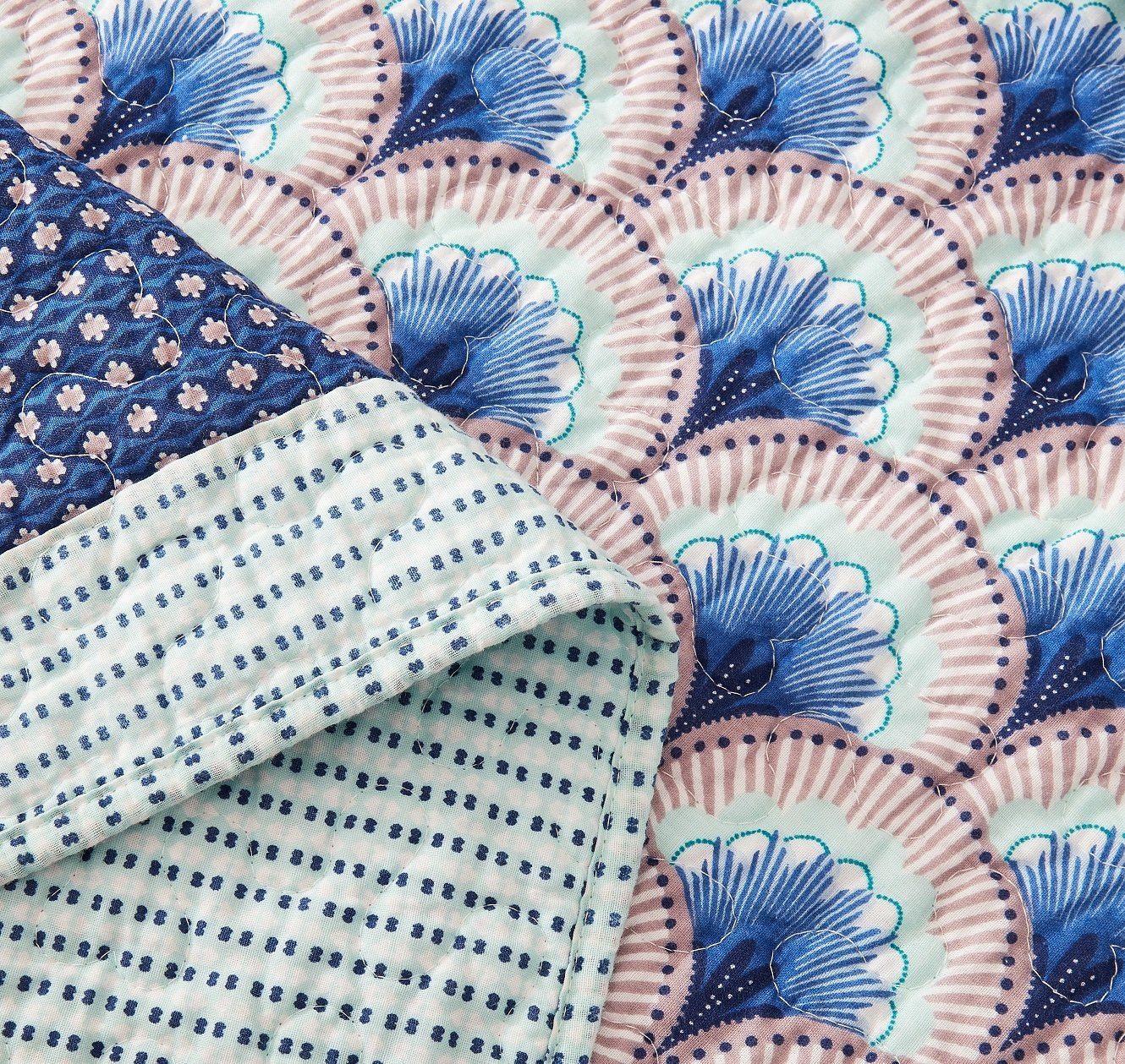 DaDa Bedding Mediterranean Blue Mint Patchwork Quilt Set