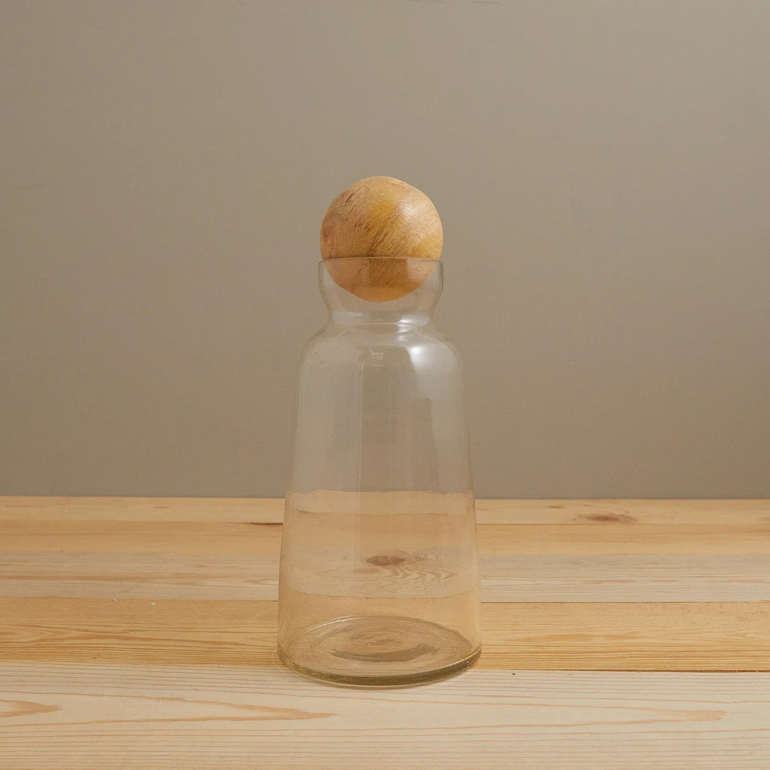 Baylor Decanter with Mango Wood Stopper - Medium
