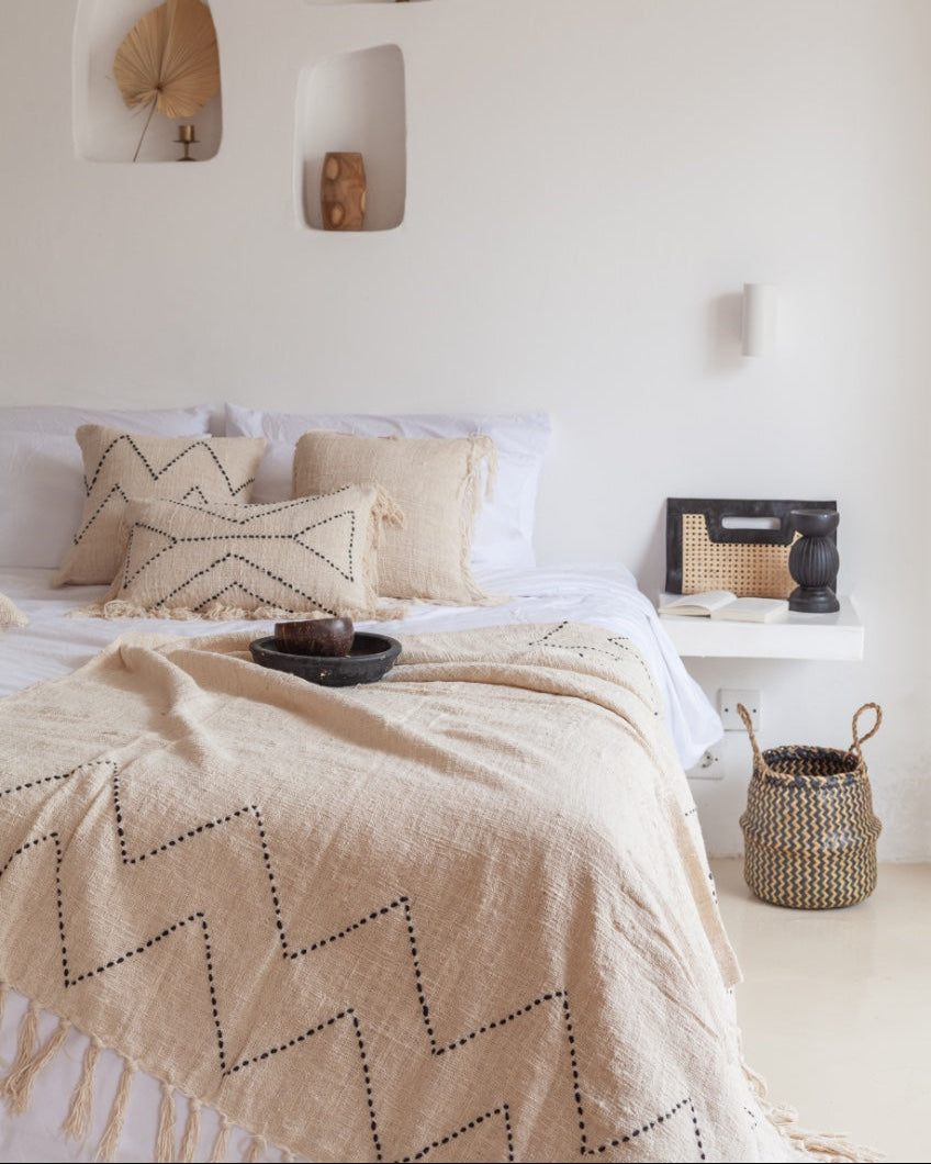 Hand Loomed Cotton Blanket in Black Motif