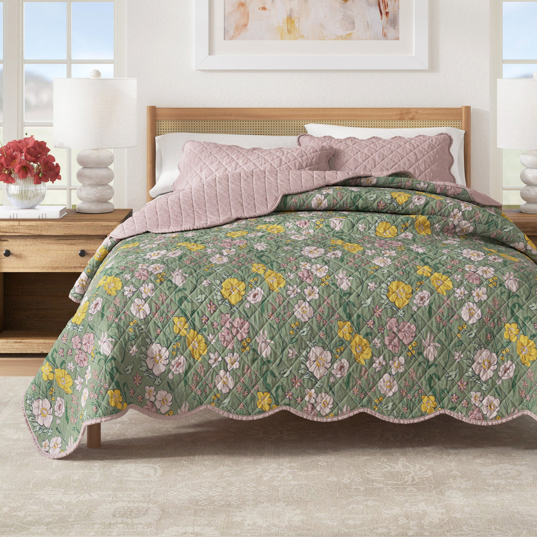 Floral Print &amp; Scalloped Cotton Quilt Set - Gwen Collection