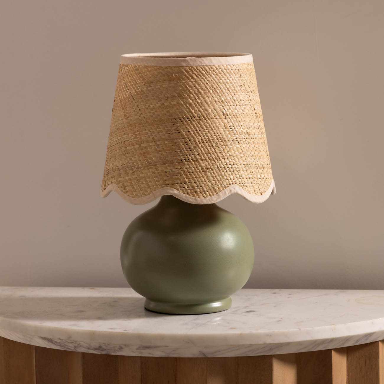 Theisseil Green Table Lamp