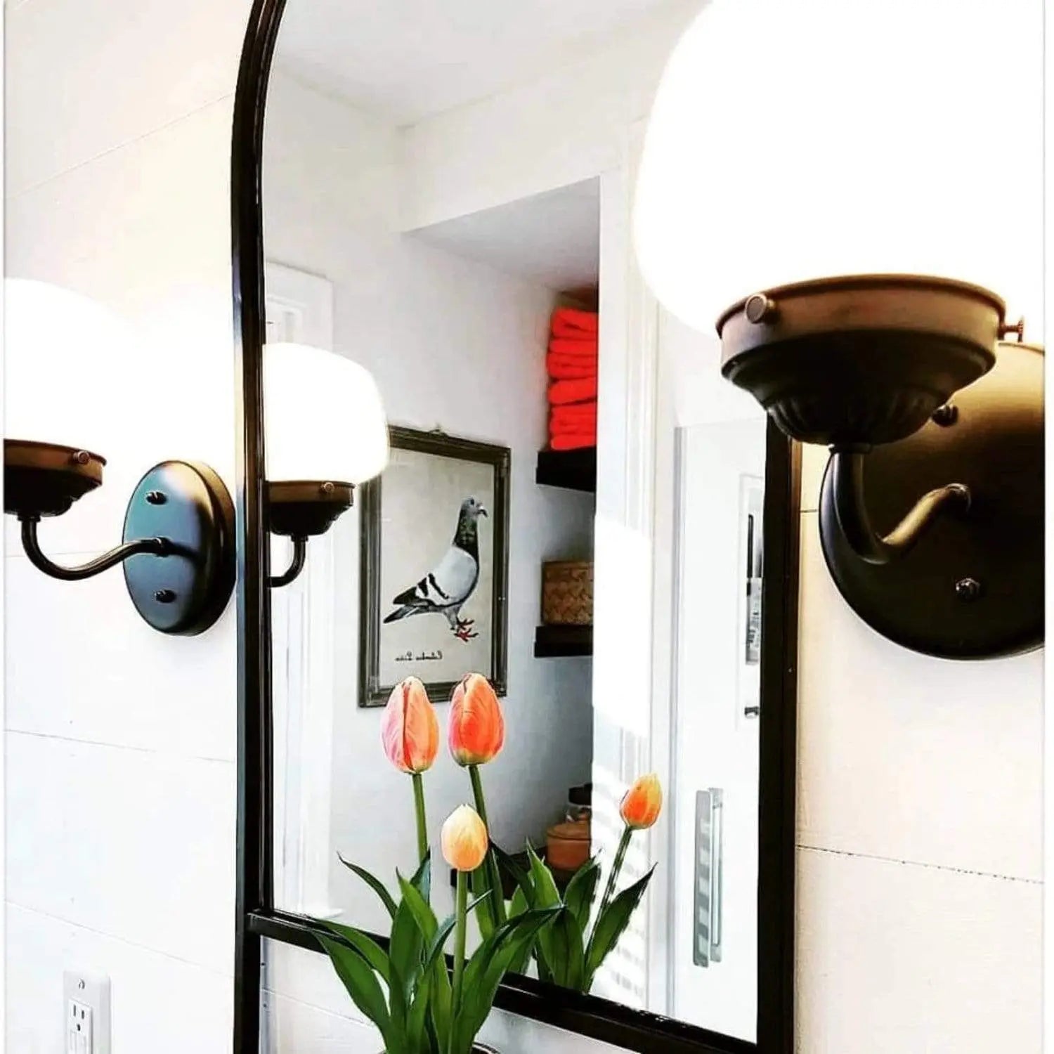 Simple Schoolhouse Sconce Wall Light - 6"