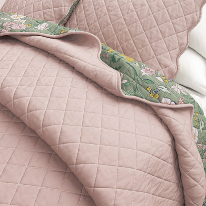 Floral Print &amp; Scalloped Cotton Quilt Set - Gwen Collection