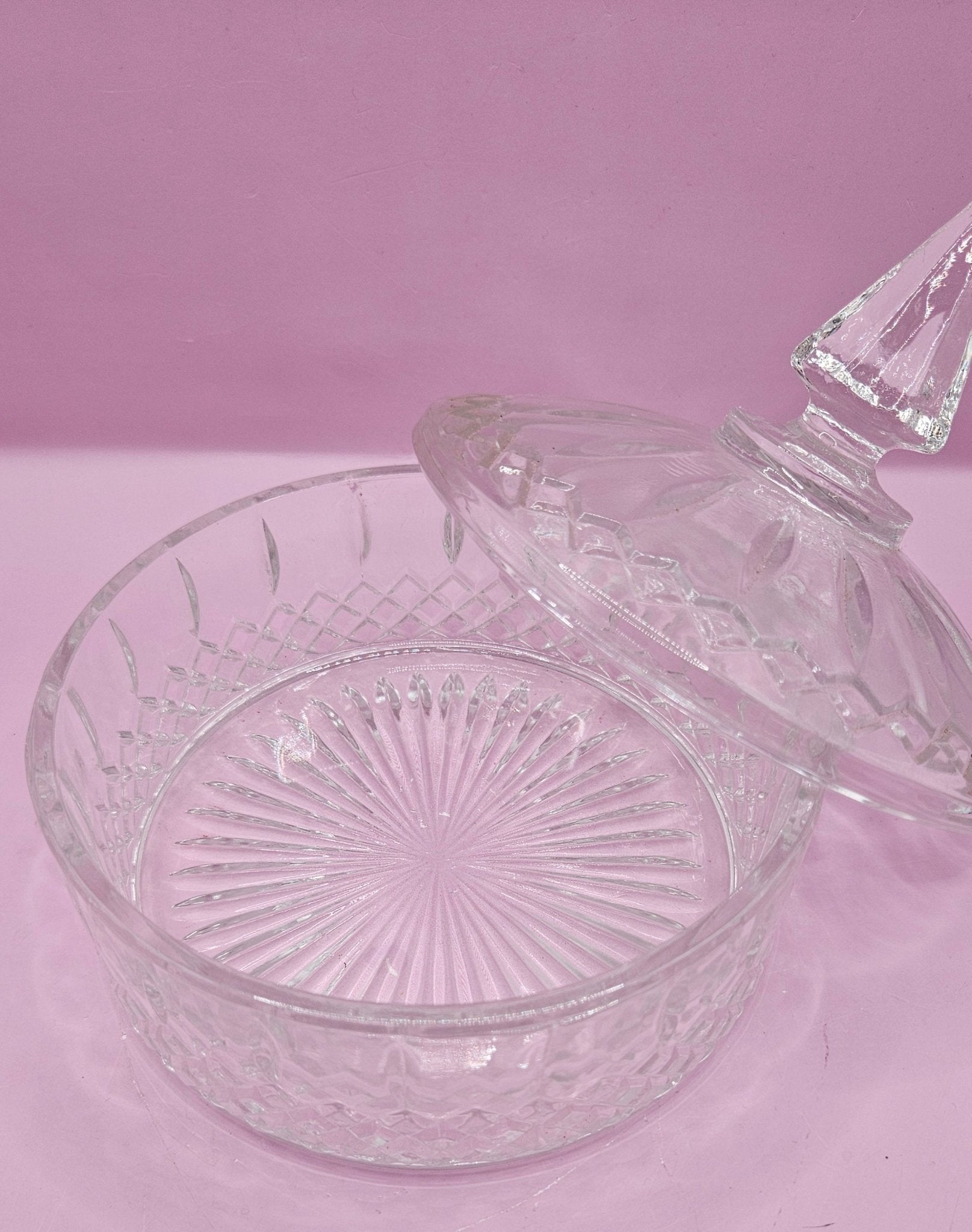 Vintage Clear Glass Candy Dish with Lid – 6"x 6"